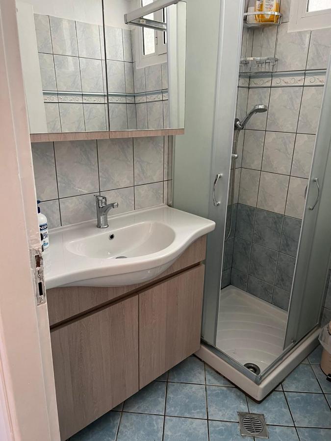 Sunchaser Apartments Игуменица Екстериор снимка