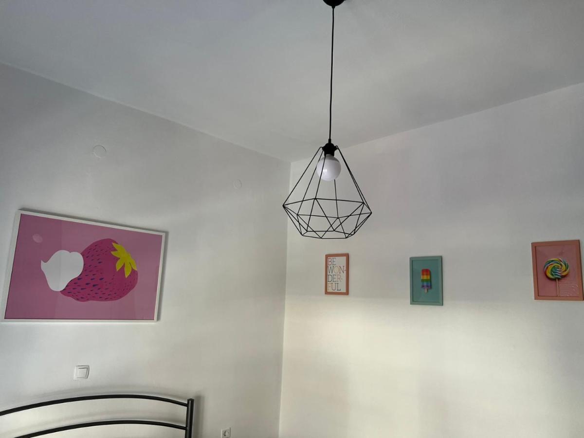 Sunchaser Apartments Игуменица Екстериор снимка